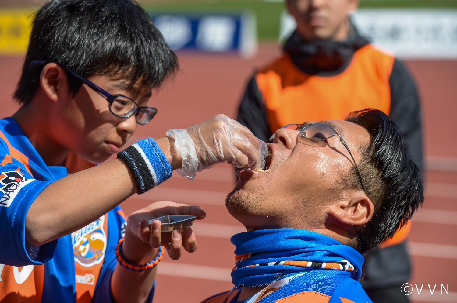 長崎角煮まんじゅうを食べてギネス世界記録に挑戦!
